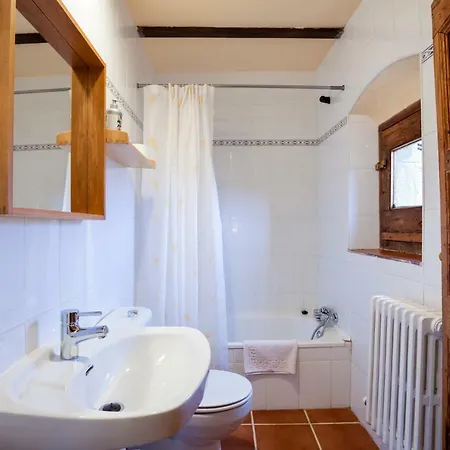 Farm stay Masia La Canal *